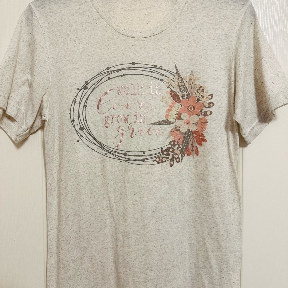Walk in Love, Grow in peace tee